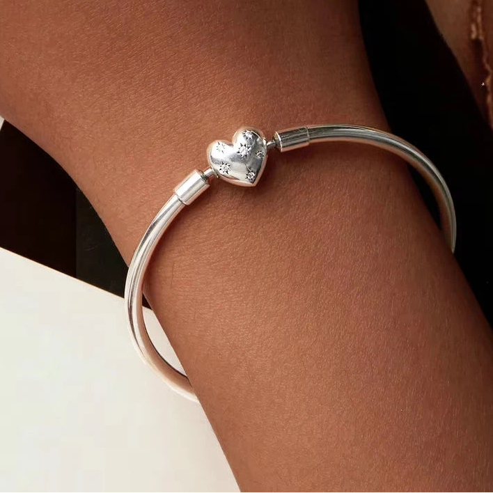 Charm Bangle Bracelet | 925 Sterling Silver, Heart/Shell Clasp